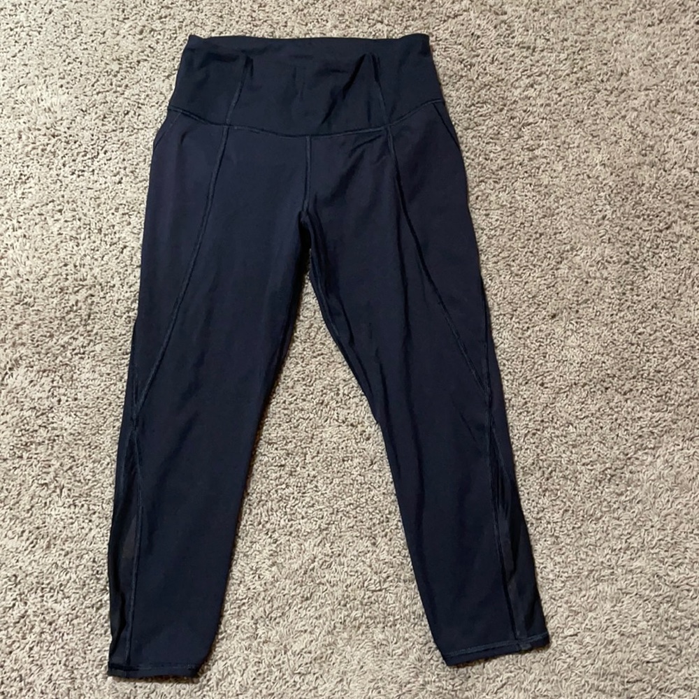 Athleta Lightning Capri Leggings